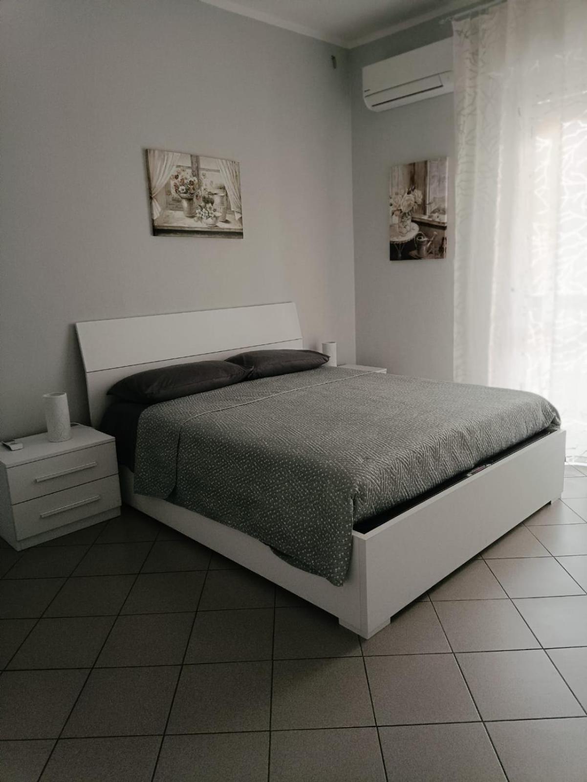 Appartamento Conte Verde Верчели Екстериор снимка